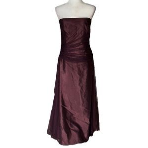Vera Wang Merlot Ruched Tulle Mesh Strapless Gown Maxi Dress - 10